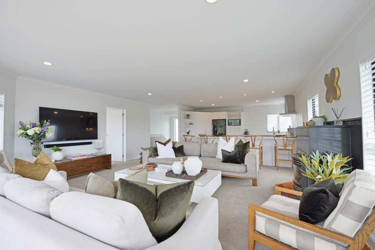 Escape To High End Comforts On Riverton Villa เมาท์มองานุย ภายนอก รูปภาพ