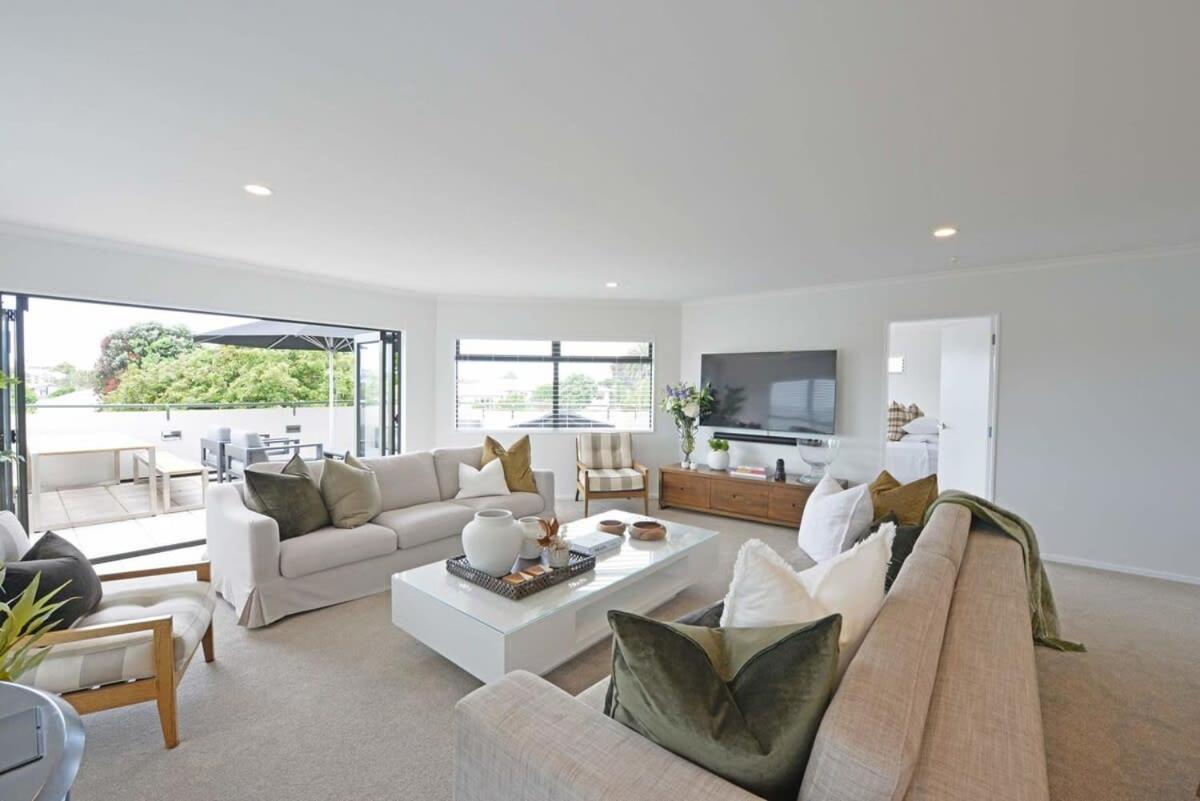 Escape To High End Comforts On Riverton Villa เมาท์มองานุย ภายนอก รูปภาพ