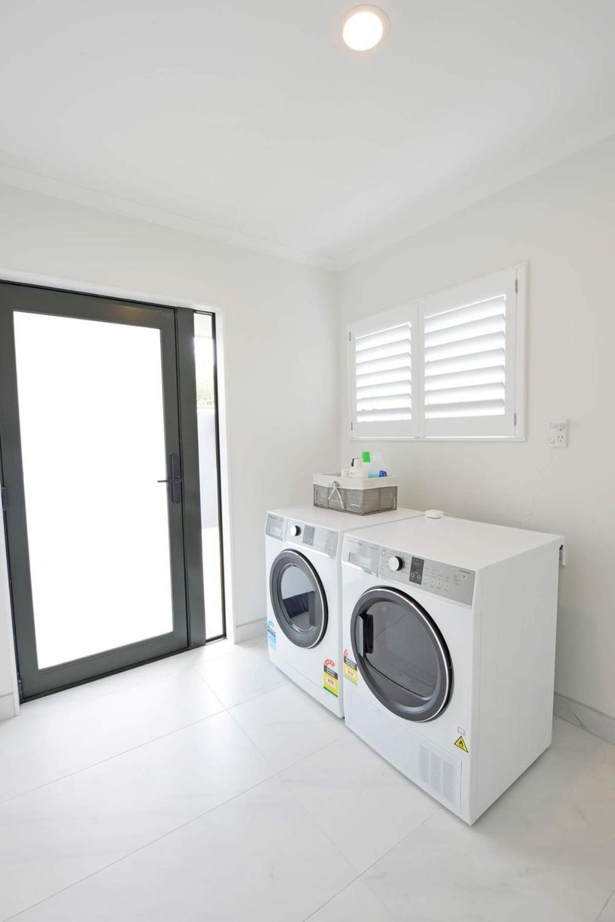 Escape To High End Comforts On Riverton Villa เมาท์มองานุย ภายนอก รูปภาพ